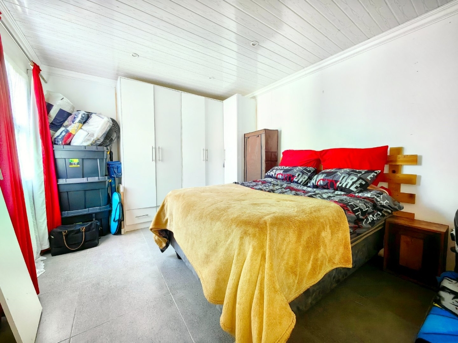 5 Bedroom Property for Sale in Bridgetown Western Cape